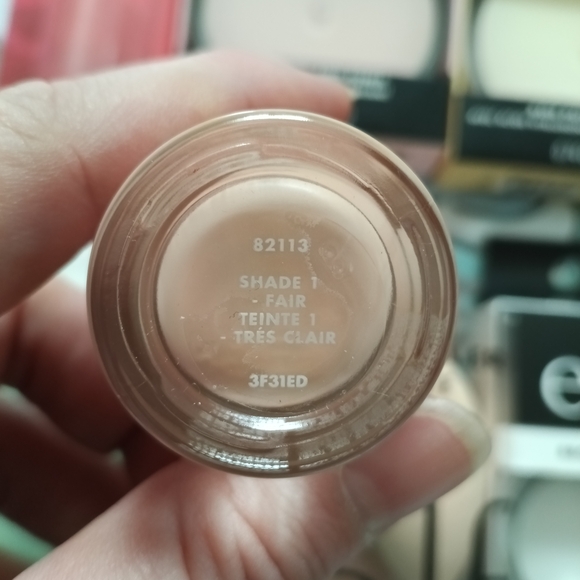 Elf Makeup Collection - Picture 4 of 4